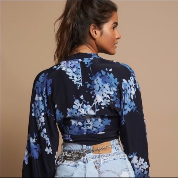 12th Tribe Wrap Top - Picture 1 of 3